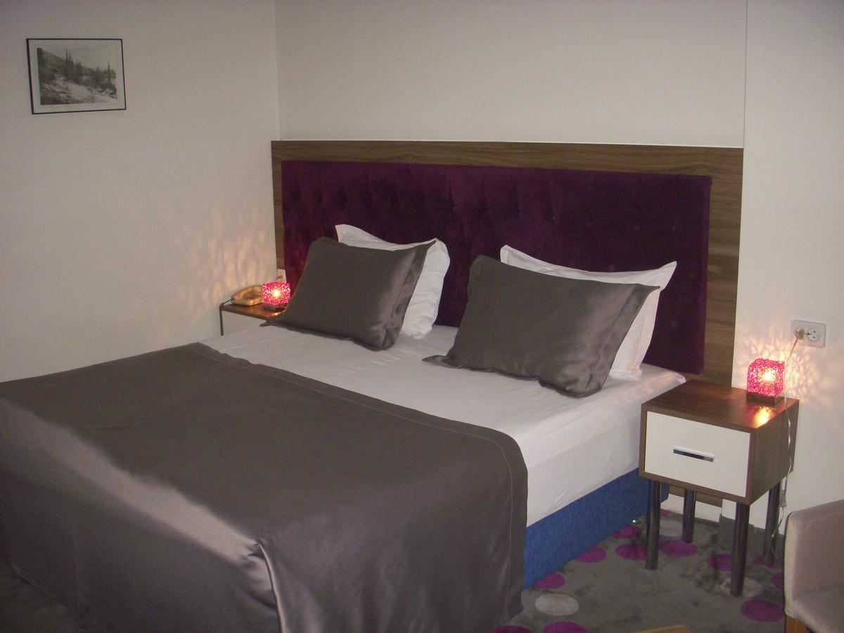 Hande Hotel Mustafakemalpasa Экстерьер фото