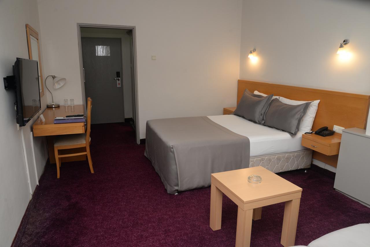 Hande Hotel Mustafakemalpasa Экстерьер фото